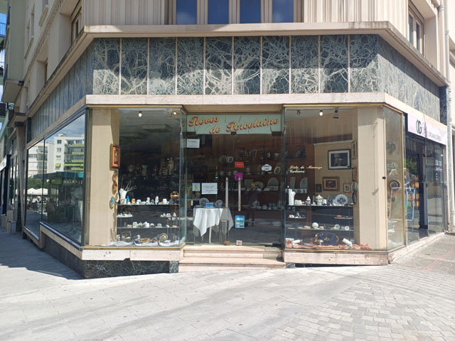 Local commercial à la location